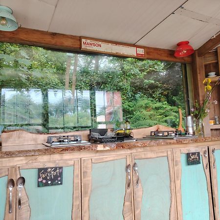 Inch Hideaway Eco Camping Whitegate  Esterno foto