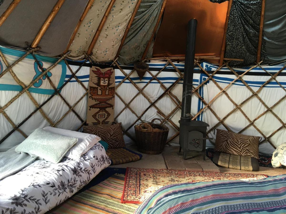 Inch Hideaway Eco Camping Whitegate  Esterno foto