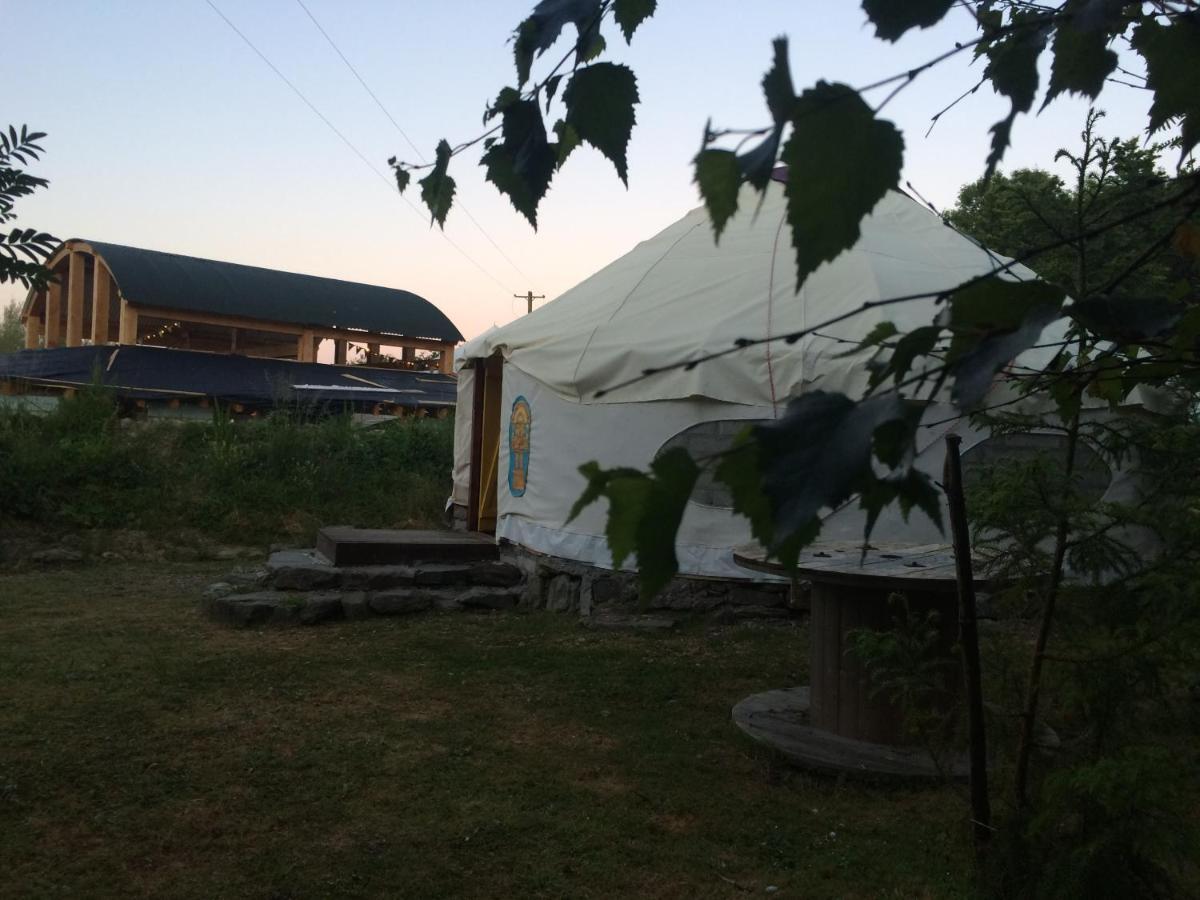 Inch Hideaway Eco Camping Whitegate  Esterno foto