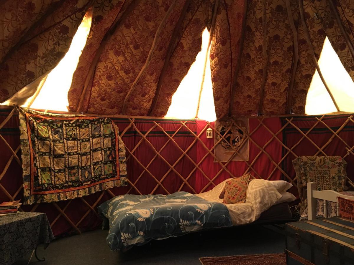 Inch Hideaway Eco Camping Whitegate  Esterno foto